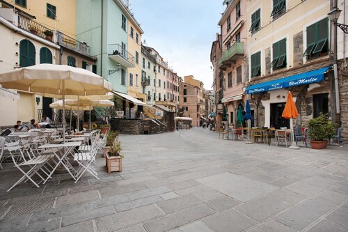 Guest House 'Ca Du Grifun 2' with Wi-Fi and Air Conditioning