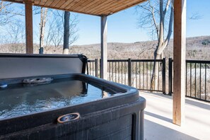 مغطس سبا خارجي