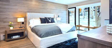 4 slaapkamers, een strijkplank/strijkijzer, reisbedje, wifi