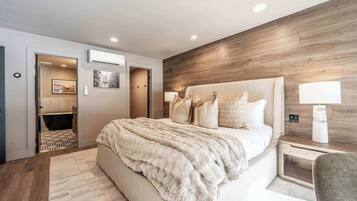 4 makuuhuonetta, silitysrauta/-lauta, vauvan matkasänky, Wi-Fi