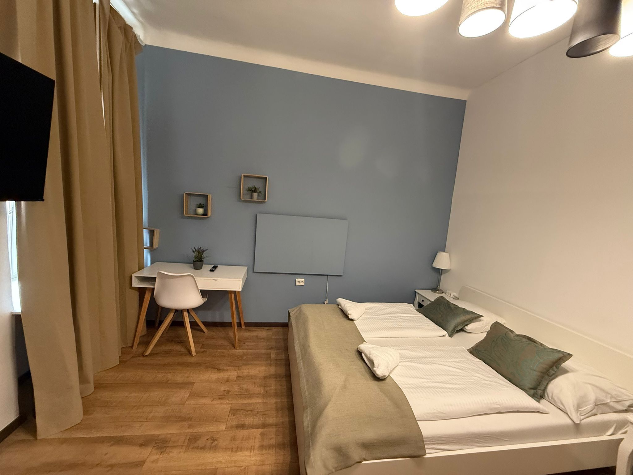 Basic Apartment | Iron/ironing board, free WiFi