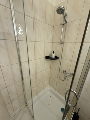 Basic-Apartment | Badezimmer