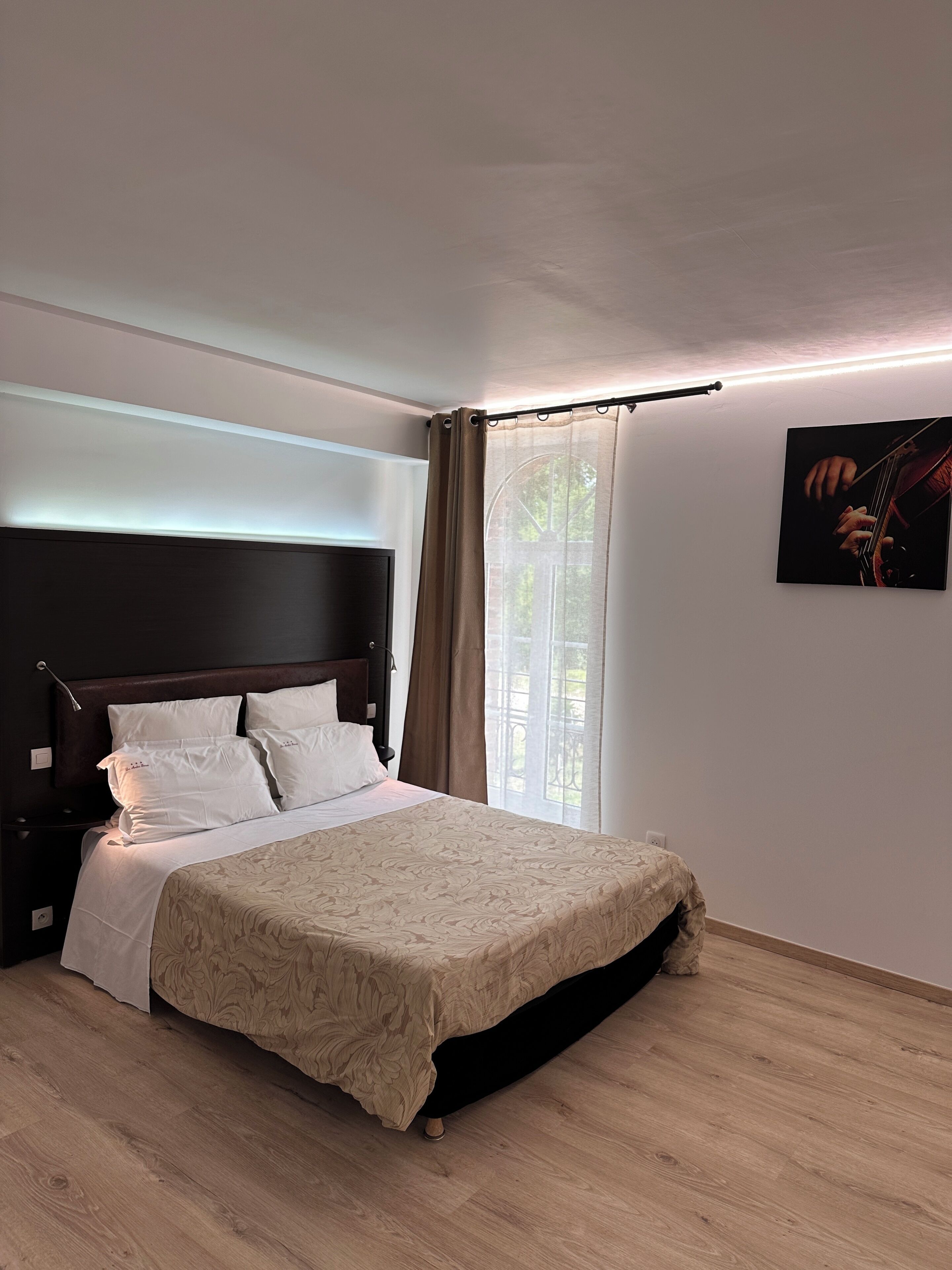 2 soverom, strykejern/-brett, wi-fi og sengetøy