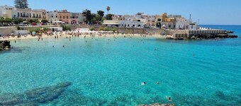 Villa 'Vacanze Serene' with Sea View, Wi-Fi, and Air Conditioning