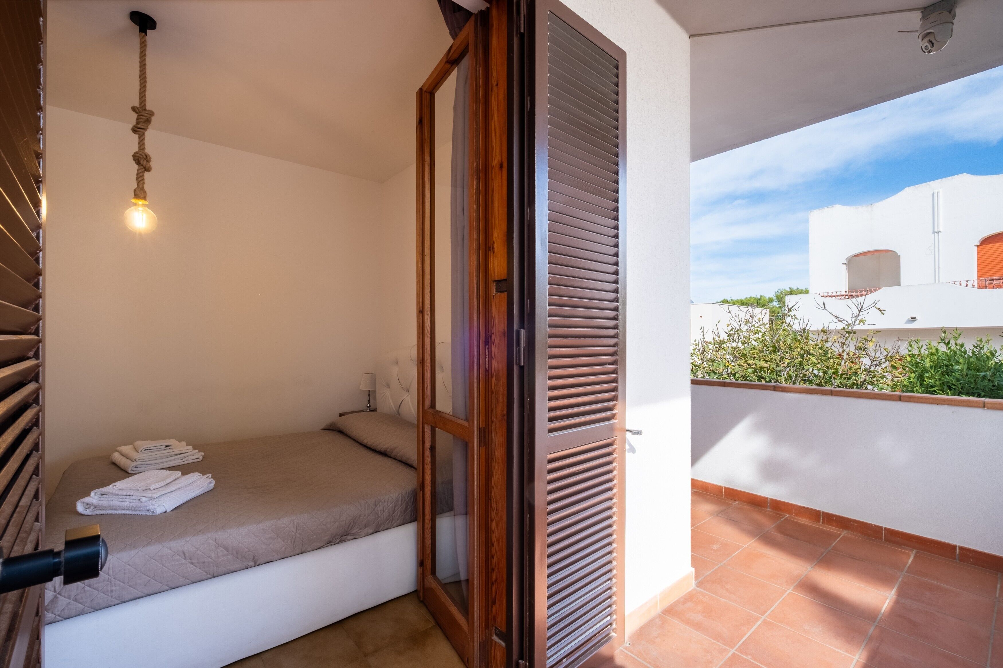 3 室のベッドルーム、アイロン / アイロン台、WiFi、ベッドシーツ