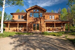Exterior - Remote Cabin Rental near Pearl Lake in Mountains of Clark, Colorado (Columbine)
