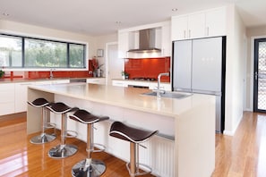 Microwave, oven, stovetop, dishwasher