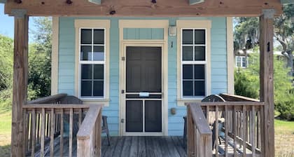 Colorful Waterfront Cabin Rentals on the Braden River near Sarasota, Florida