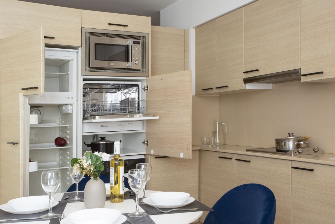 Microwave, stovetop, dishwasher