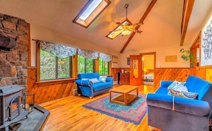 Kamin, Tischtennisplatte