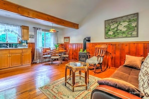 Kamin, Tischtennisplatte