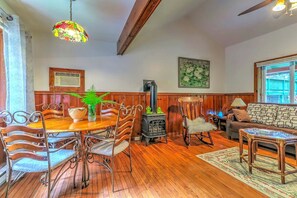 Takka, pöytätennispöytä