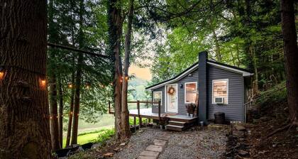 Scenic Retreat: Riverfront Cabin with Large Deck and Fire Pit in Emlenton, Pennsylvania