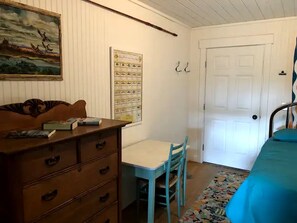 1 bedroom, WiFi, bed sheets, wheelchair access