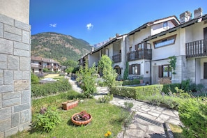 Family House, Multiple Bedrooms, 2 Bathrooms (Maison Rosamunda) | Exterior