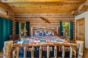 3 Schlafzimmer, Schreibtisch, Bügeleisen/Bügelbrett, Reisekinderbett