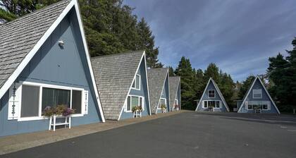 Stunning A Frame with Fantastic Views in Otter Rock, Oregon