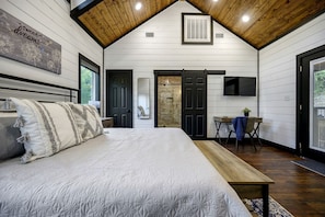 1 habitación, escritorio, wifi y ropa de cama 