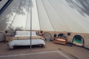 1 bedroom, bed sheets - Carson Glamping Escapes in this Wonderful Bell Tent Rental in Washington (Carson)