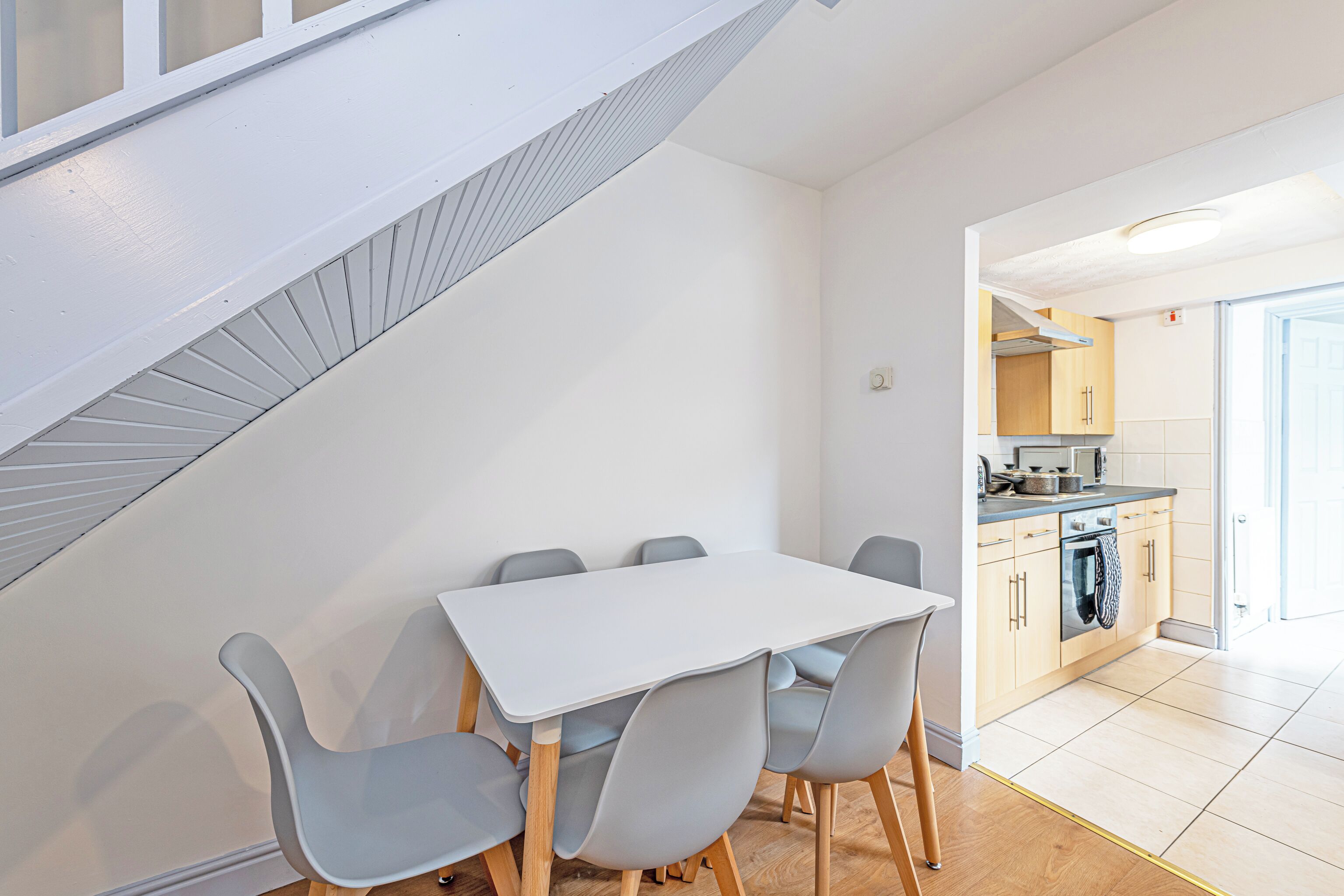 Classic House, 4 Bedrooms, Non Smoking, Patio | Living area | Flat-screen TV