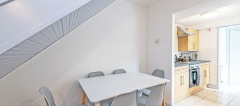 St Pauls House By Guestz