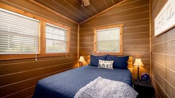 2 makuuhuonetta, Wi-Fi, vuodevaatteet