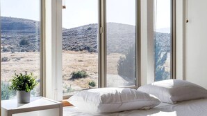 Unclassified image, 4 of 101, button - Breathtaking Cottage with Hot-tub in Eagle Mountain, Utah (Eagle Mountain)