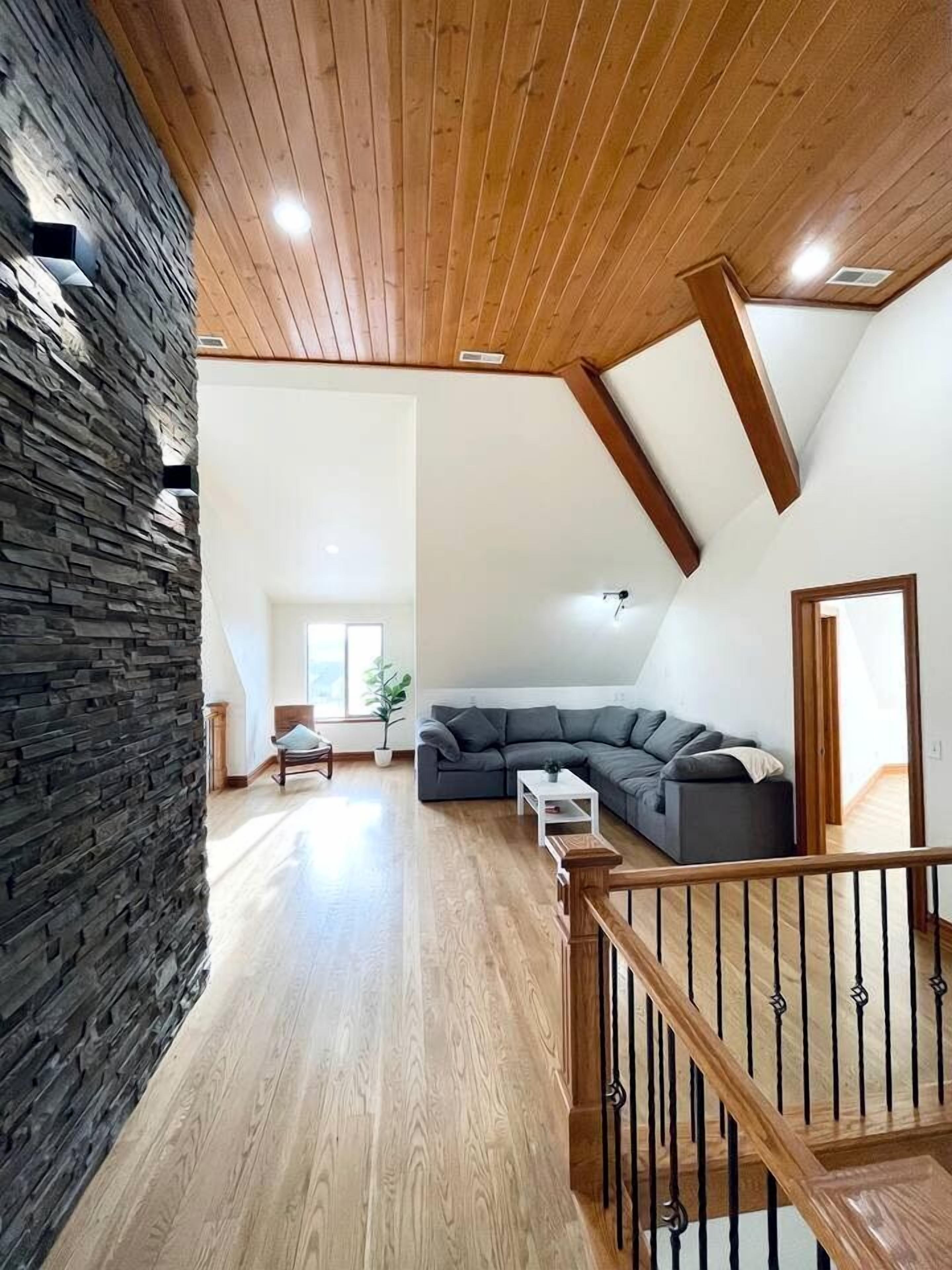 TV, fireplace, table tennis