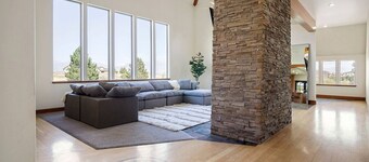 Breathtaking Cottage with Hot-tub in Eagle Mountain, Utah