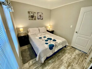 1 غرفة نوم ومكتب وواي فاي وملاءات أسرّة