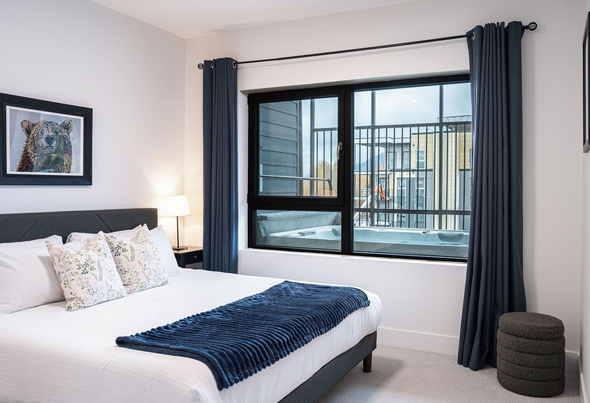 2 bedrooms, desk, iron/ironing board, free WiFi