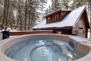 Bañera de hidromasaje exterior