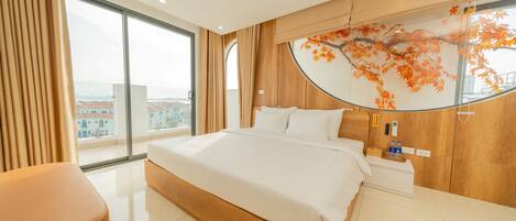 Executive Double Room, Balcony, Bay View | Balcony