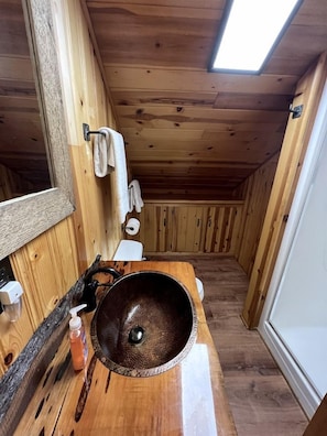 Hair dryer, towels