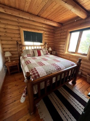 3 bedrooms, desk, iron/ironing board, WiFi