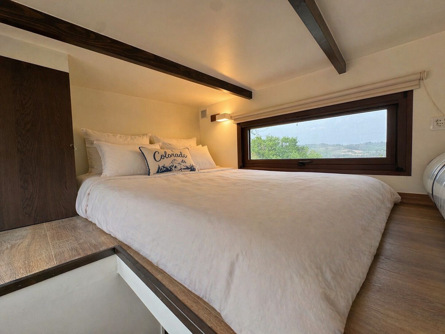 Premier Double Room, Mountain View | Premium bedding, free WiFi, bed sheets