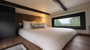 Premier Double Room, Mountain View | Premium bedding, free WiFi, bed sheets