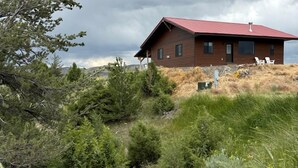 Exterior - Charming Cabin with Panoramic Mountain Views near Pony in the Tobacco Root Foothills, Montana (Pony)