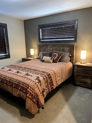 4 bedrooms, WiFi, bed sheets