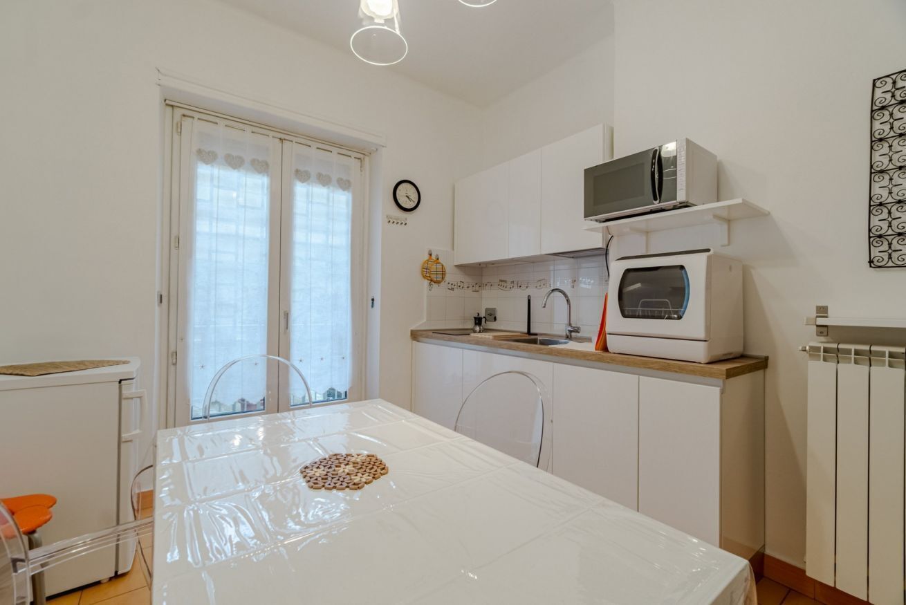 Fridge, microwave, dishwasher, toaster