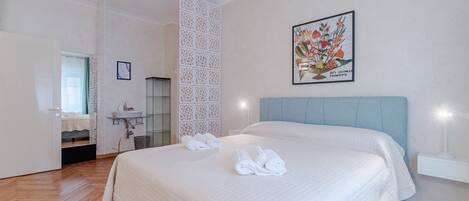 3 bedrooms, iron/ironing board