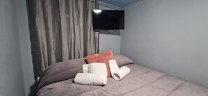 واي فاي وملاءات أسرّة