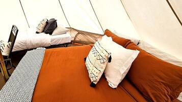 1 habitación, wifi y ropa de cama