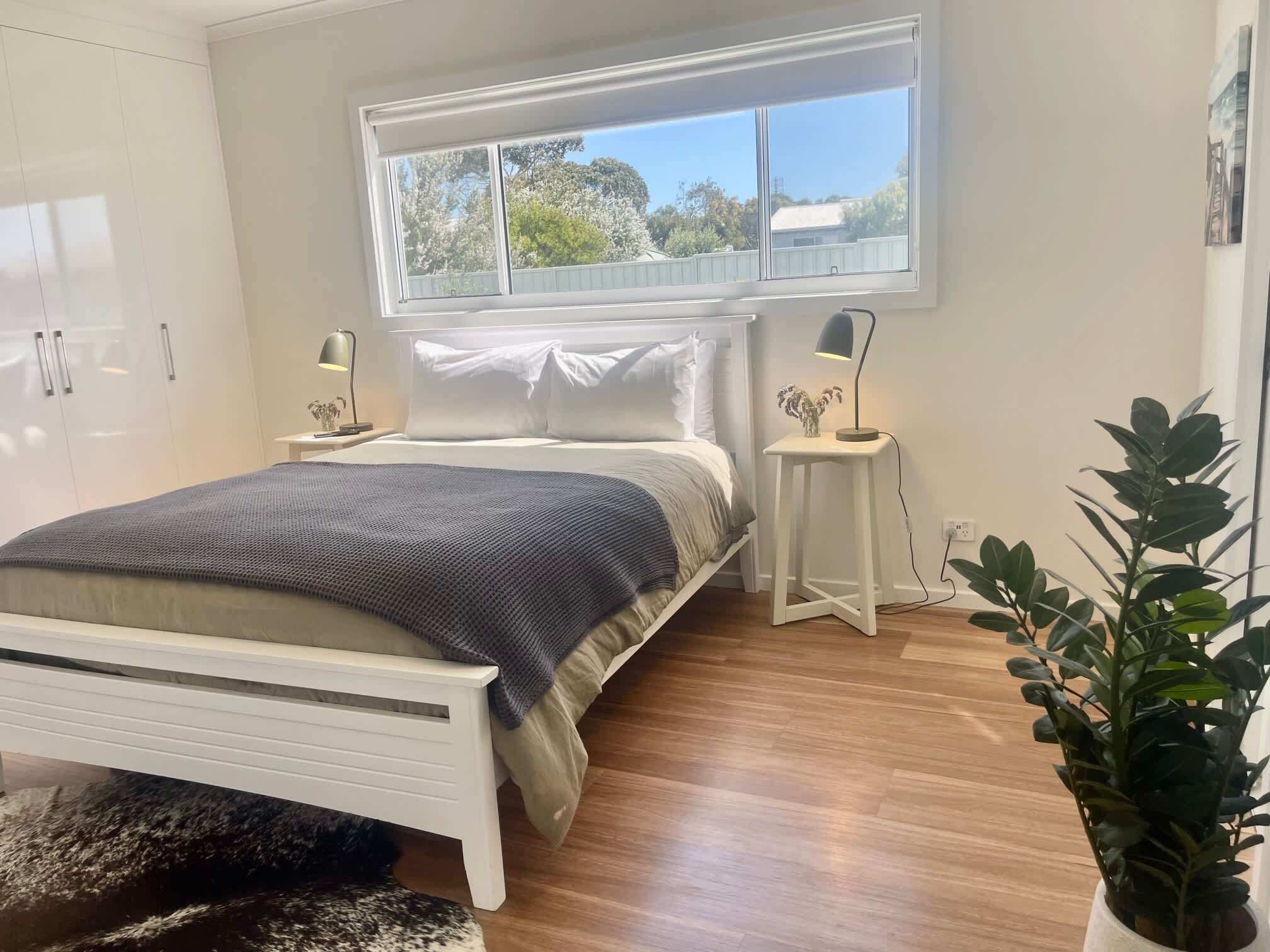 4 bedrooms, WiFi, bed sheets