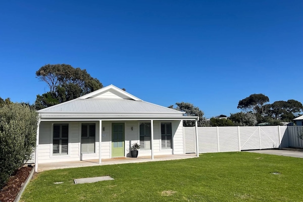 The Salty Olive, Robe Getaways, Robe Accommodation