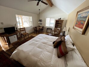 4 bedrooms, WiFi, bed sheets