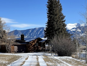 Exterior - Charming Riverside Vacation Rental with Scenic Mountain Views near Ennis, Montana (Ennis)