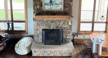 Charming Historic-Inspired Vacation Home with Mountain Views near Pony School House in Pony, Montana