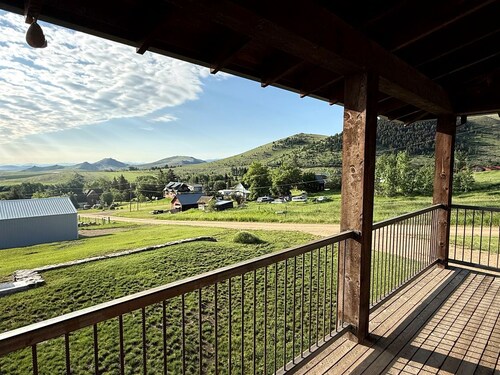Charming Historic-Inspired Vacation Home with Mountain Views near Pony School House in Pony, Montana