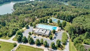 Exterior - Spacious Family Cabin with Lake Hartwell Access in Westminster, South Carolina (Westminster)
